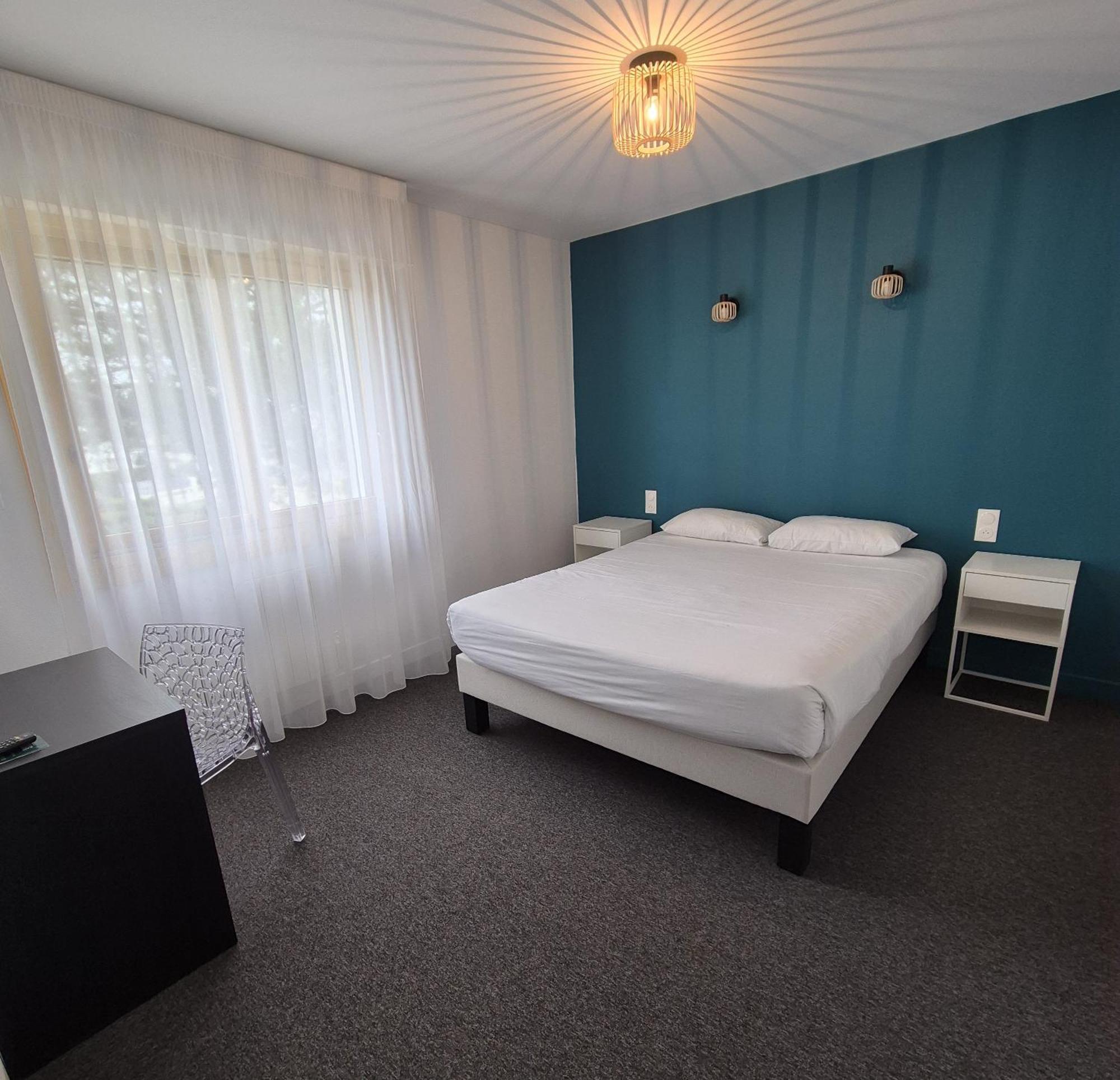 Hotel L'Albatros Damgan Esterno foto